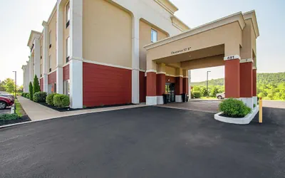 Hampton Inn Pine Grove