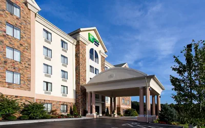 Holiday Inn Express Hotel and Suites Kingsport by IHG