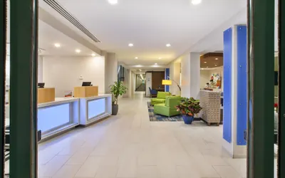 Holiday Inn Express Hotel & Suites Rochester - Victor by IHG