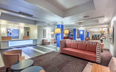 Holiday Inn Express & Suites Shreveport South Park Plaza by IHG