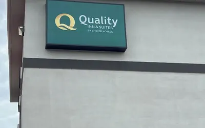 Quality Inn & Suites Biloxi - Ocean Springs