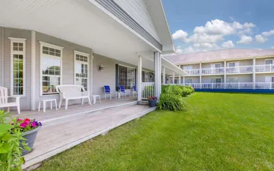 Days Inn by Wyndham Petoskey