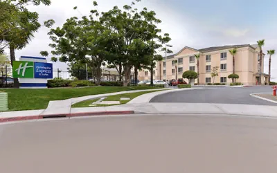 Holiday Inn Express Hotel & Suites San Diego Otay Mesa by IHG