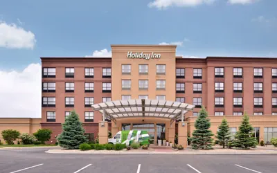 Holiday Inn Madison at The American Center by IHG
