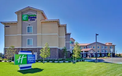 Holiday Inn Express & Suites Beaumont - Oak Valley by IHG