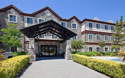 Staybridge Suites Fairfield Napa Valley Area by IHG