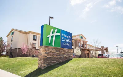 Holiday Inn Express & Suites Loveland by IHG