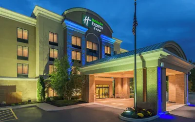 Holiday Inn Express & Suites Rochester Webster by IHG