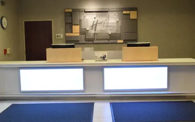 Holiday Inn Express & Suites Rochester Webster by IHG