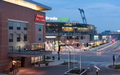 Hampton Inn & Suites Omaha-Downtown