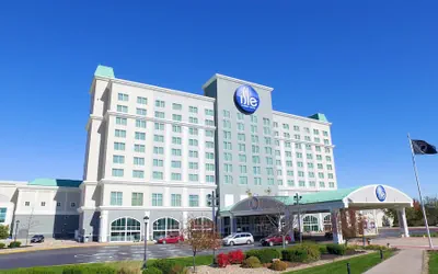 Isle Casino Hotel - Waterloo - A Caesars Rewards Destination