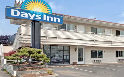 Days Inn by Wyndham Seattle North of Downtown