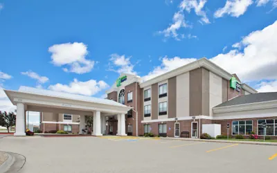Holiday Inn Express & Suites Buffalo by IHG