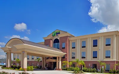 Holiday Inn Express & Suites Deer Park by IHG