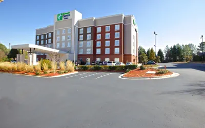 Holiday Inn Express & Suites Atlanta NE - Duluth by IHG