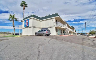 Motel 6 Yuma, AZ - East