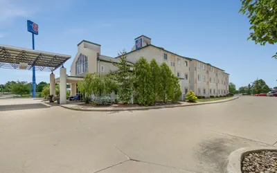 Motel 6 Medina, OH - Cleveland