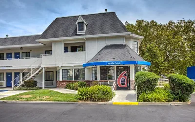 Motel 6 Fairfield, CA - North