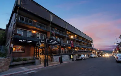 Treasure Mountain Inn