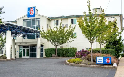 Motel 6 Lincoln City, OR