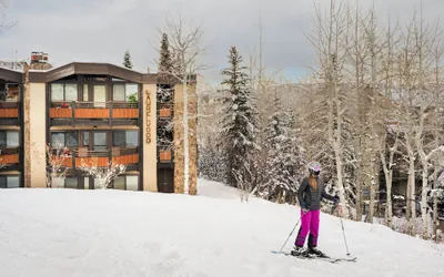 Laurelwood Condominiums