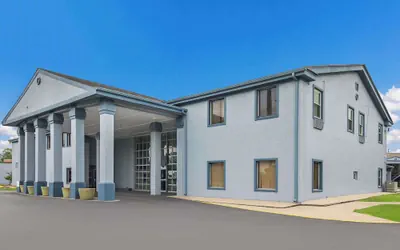 Rodeway Inn Conference Center