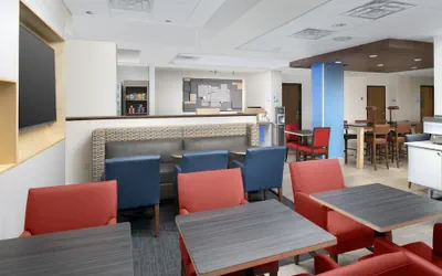 Holiday Inn Express San Antonio N-Riverwalk Area by IHG