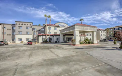 Best Western Hesperia-Victorville Suites