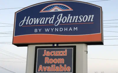 Howard Johnson by Wyndham Hartford South – Rocky Hill
