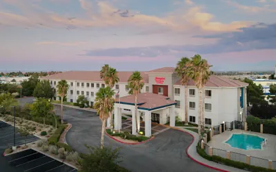 Hampton Inn & Suites Palmdale