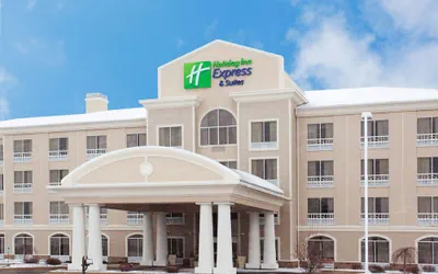 Holiday Inn Express Hotel & Suites Rockford-Loves Park by IHG