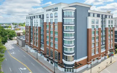 Courtyard by Marriott Athens Downtown