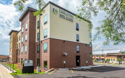 Cobblestone Hotel & Suites - Hartford