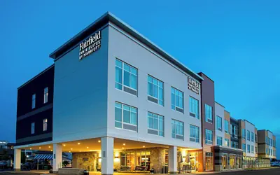 Fairfield Inn & Suites by Marriott Duluth Waterfront