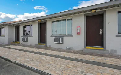 Desert Moon Motel