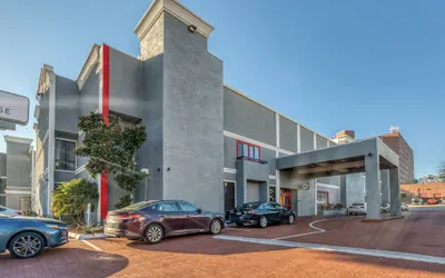 Alexis Hotel & Banquets Dallas Park Central Galleria