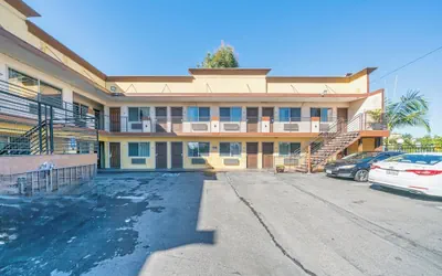 Starlight Inn South El Monte