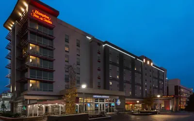 Hampton Inn & Suites Atlanta Buckhead Place