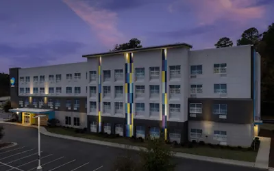 Tru by Hilton Fayetteville I-95, NC