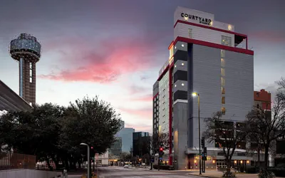 Courtyard by Marriott Dallas Downtown/Reunion District