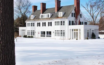 The Four Chimneys Inn