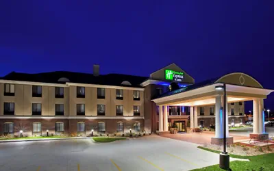 Holiday Inn Express Hotel & Suites East Lansing by IHG