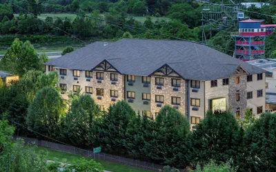 Brookstone Lodge near Biltmore Village, an Ascend Collection Hotel