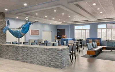 Holiday Inn Express Hotel & Suites Norfolk Airport by IHG