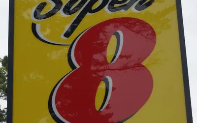 Super 8 by Wyndham Traverse City