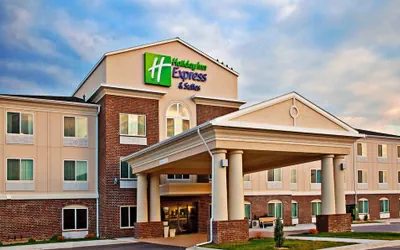 Holiday Inn Express Hotel & Suites Dubuque by IHG