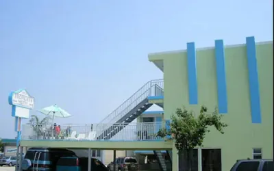 Tropicana Motel
