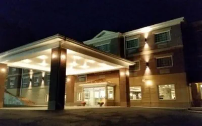 Wingate by Wyndham Elkins