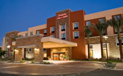 Hampton Inn & Suites Phoenix Chandler-Fashion Center AZ