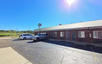 Deerfield Inn McComb I-55